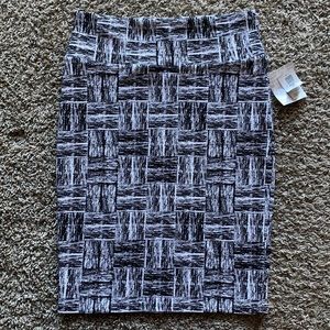 LuLaRoe Cassie Skirt- Large- NWT!